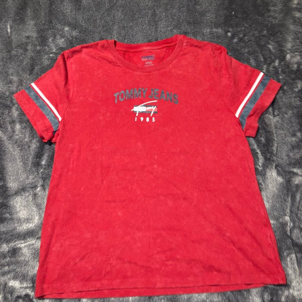 Tommy Hilfiger Red Tshirt